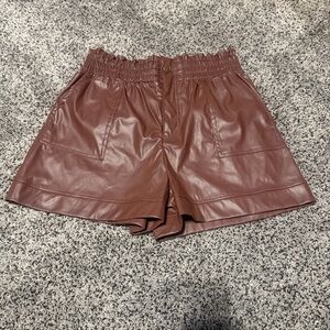 Jolie & Joy Faux Leather Shorts Brown High Rise Paperbag‎ Waist Pockets Women M